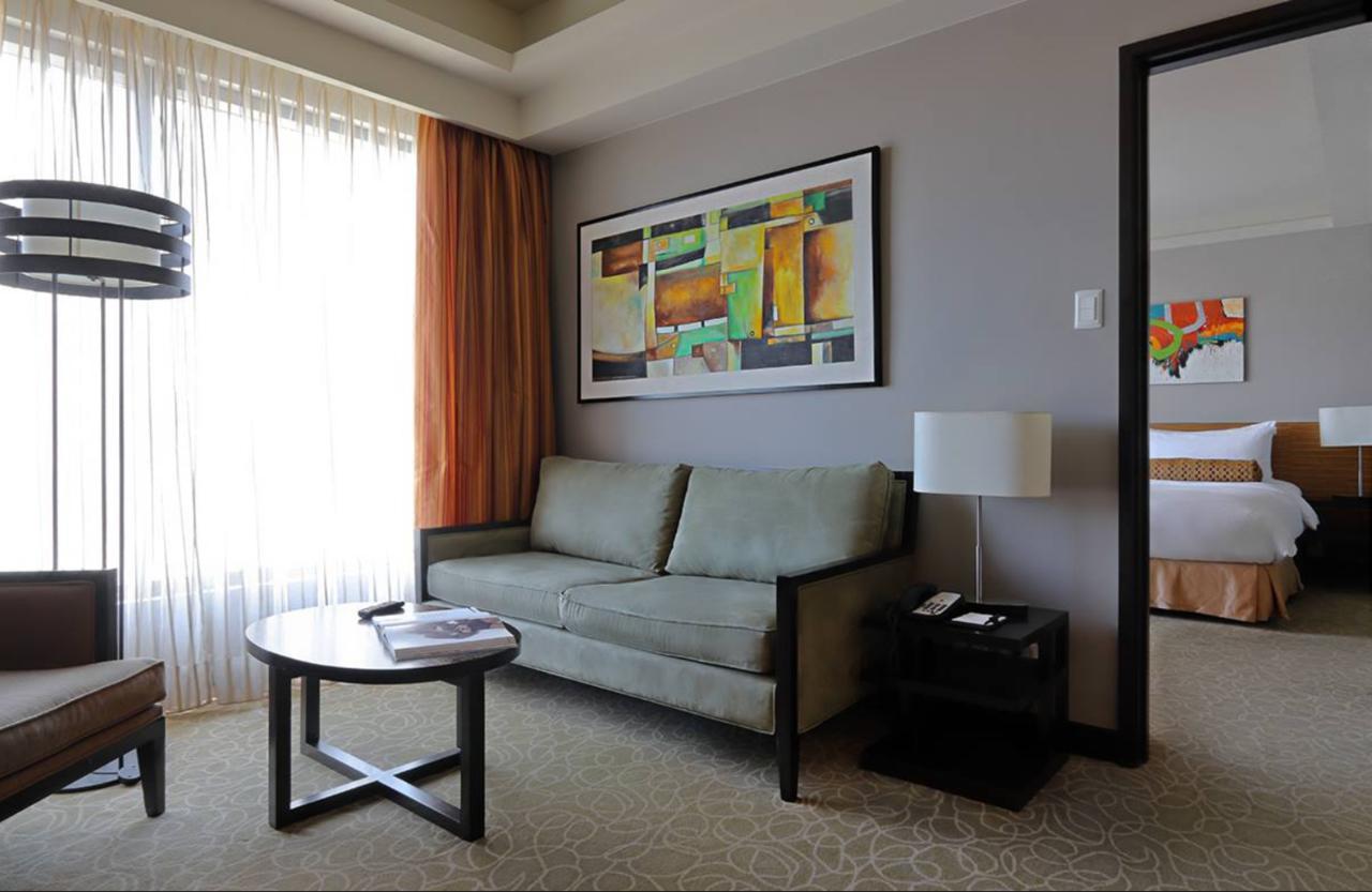 The Bellevue Manila Hotel Muntinlupa City Eksteriør billede