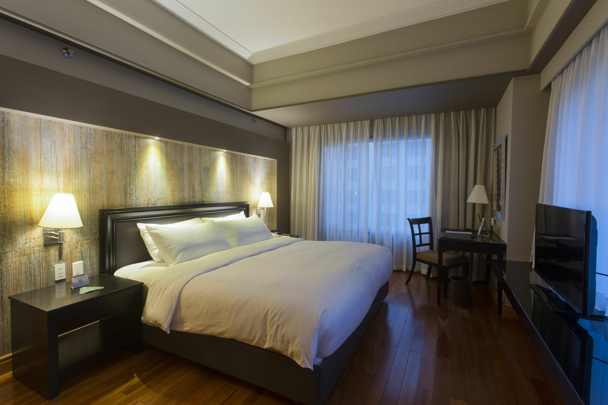 The Bellevue Manila Hotel Muntinlupa City Eksteriør billede